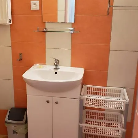 Wega - Goscinne, Domki, Plac Zabaw, Basen, Parking, Grill Vendégház 3*