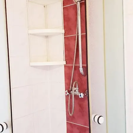 招待所 Wega - Goscinne, Domki, Plac Zabaw, Basen, Parking, Grill 3*