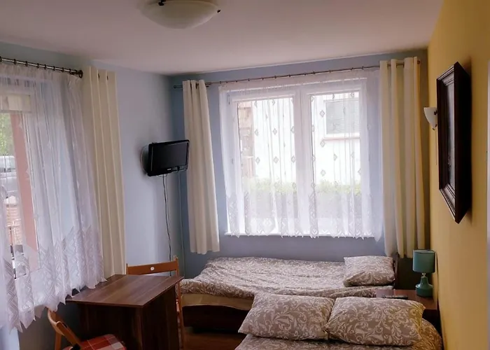 Wega - Goscinne, Domki, Plac Zabaw, Basen, Parking, Grill Konukevi