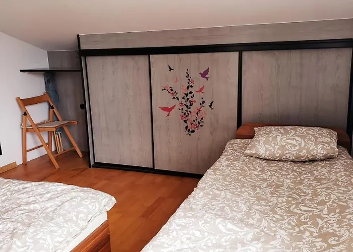 Wega - Goscinne, Domki, Plac Zabaw, Basen, Parking, Grill Konukevi 3*