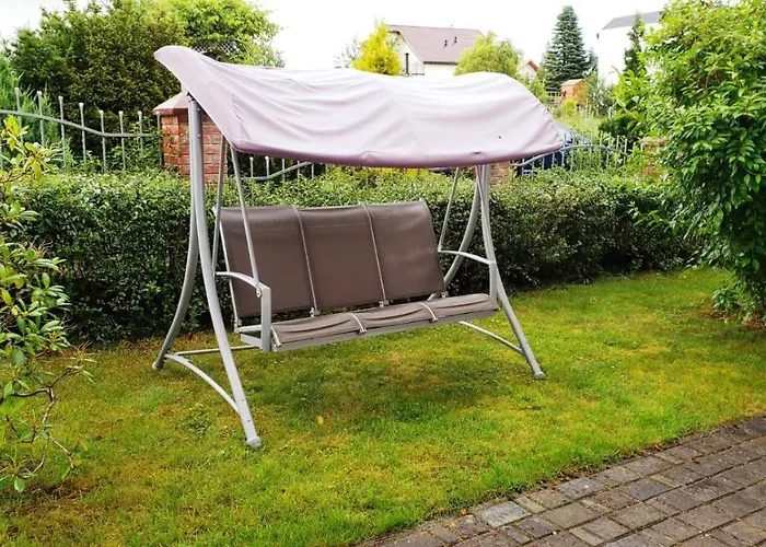 Wega - Goscinne, Domki, Plac Zabaw, Basen, Parking, Grill Konukevi 3*