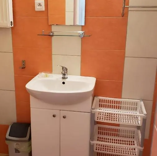 Wega - Goscinne, Domki, Plac Zabaw, Basen, Parking, Grill Konukevi 3*