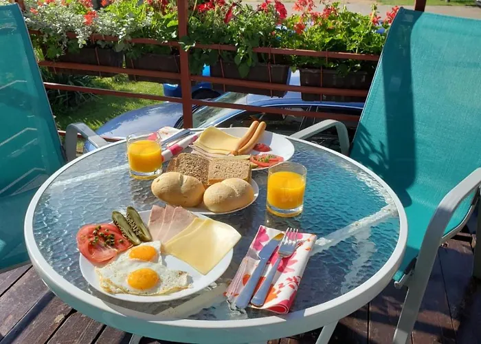 Konukevi Wega - Goscinne, Domki, Plac Zabaw, Basen, Parking, Grill Sianozety